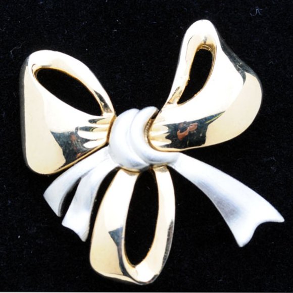 Gold & Platinum colored Bow Pin - Picture 1 of 2